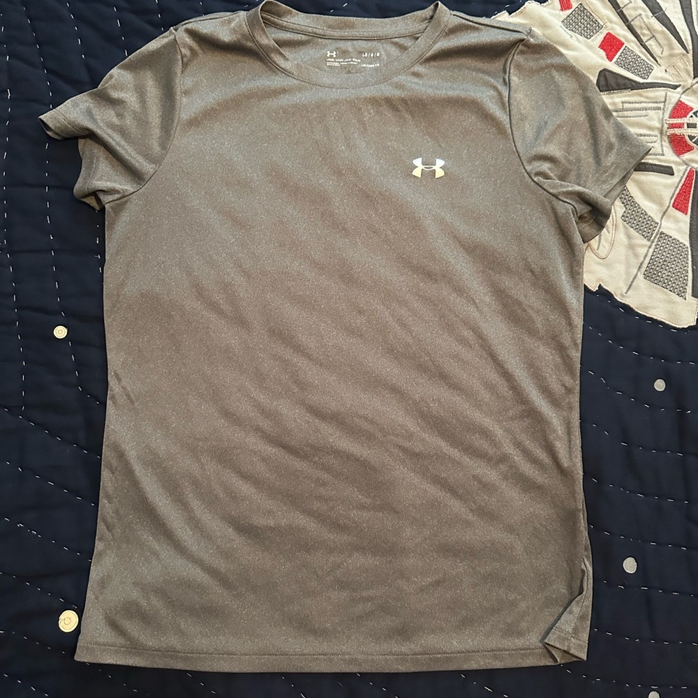 EUC, boys large Under Armour Heat Gear tee